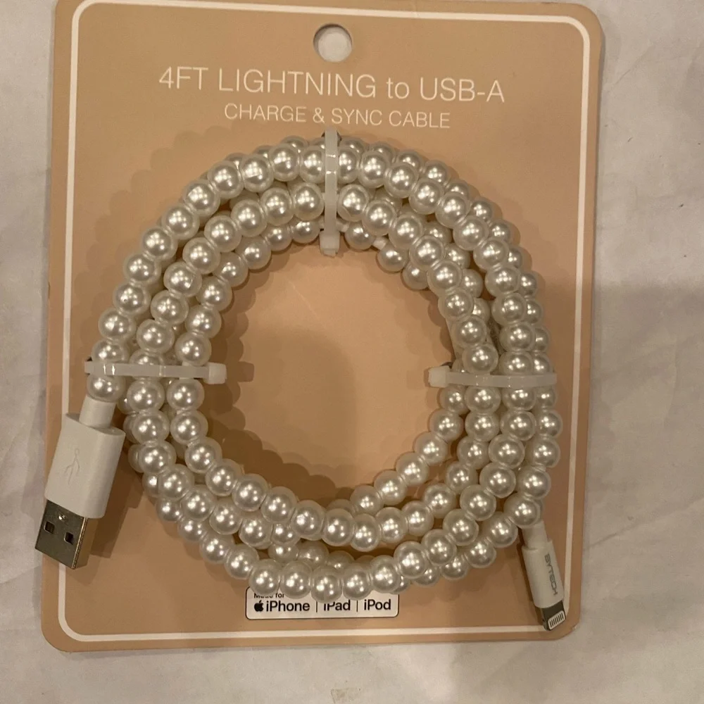 Pearl White Lightning cord to USB-A Cable charger 3’